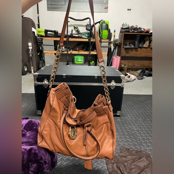 Michael Kors Purse - Picture 9 of 10